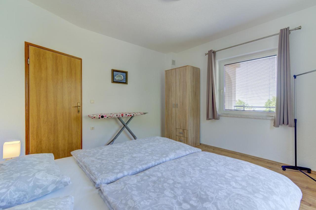 Dora Apartment セニ エクステリア 写真